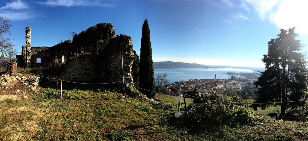 La Casa Nel Parco Villa Arona Dış mekan fotoğraf