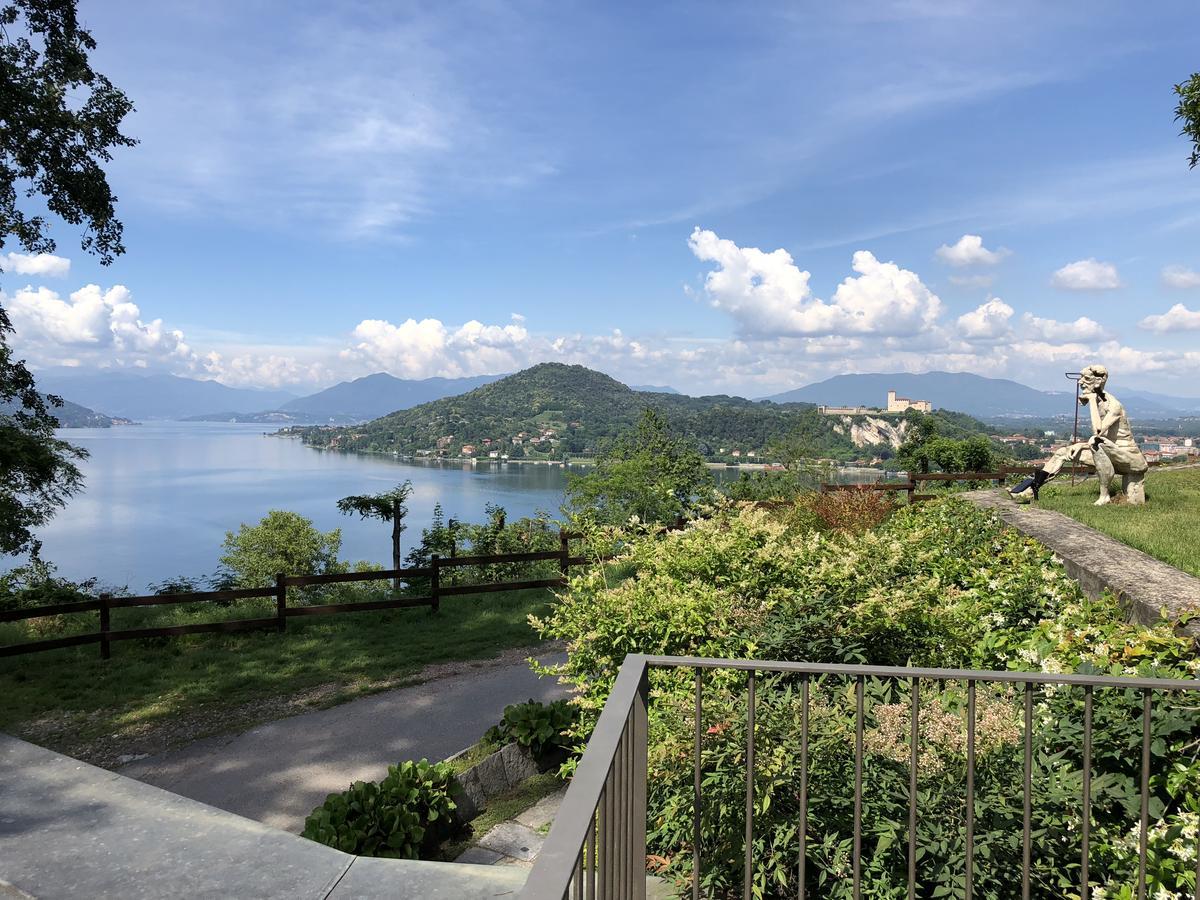 La Casa Nel Parco Villa Arona Dış mekan fotoğraf